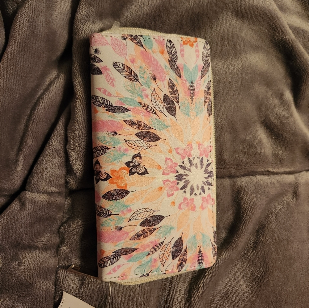 New wallet - Picture 2 of 3